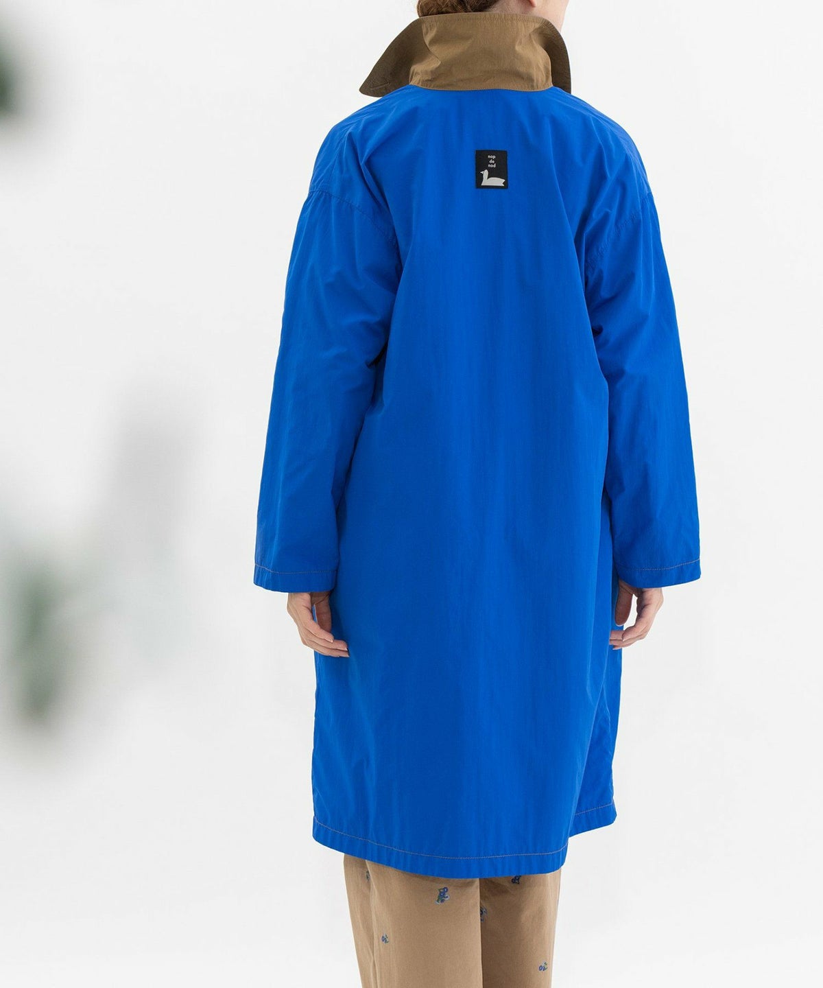 モデル身長：167cm（キャメル：ウラ面）