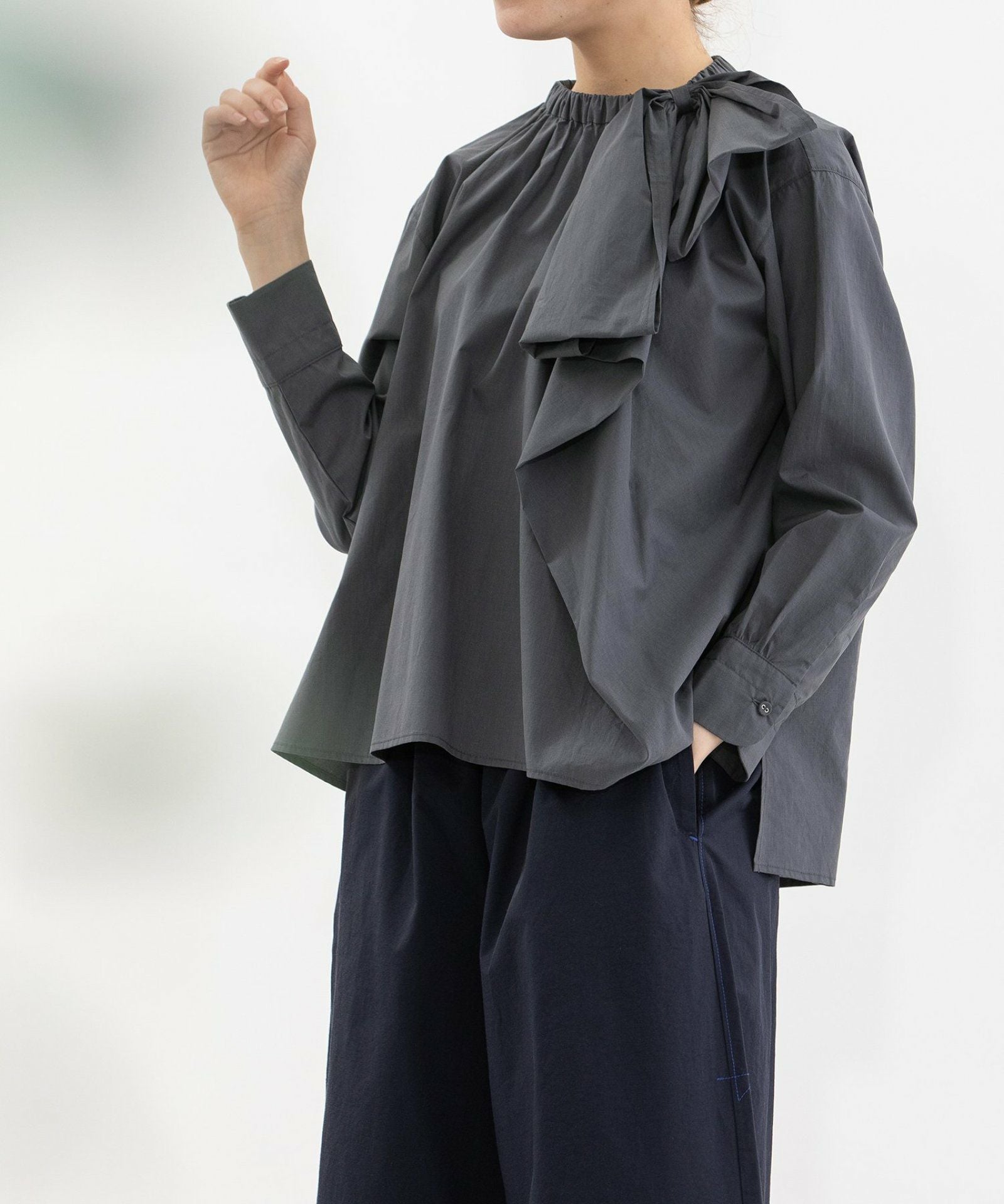 アシメトリーリボンブラウス | COO ONLINE