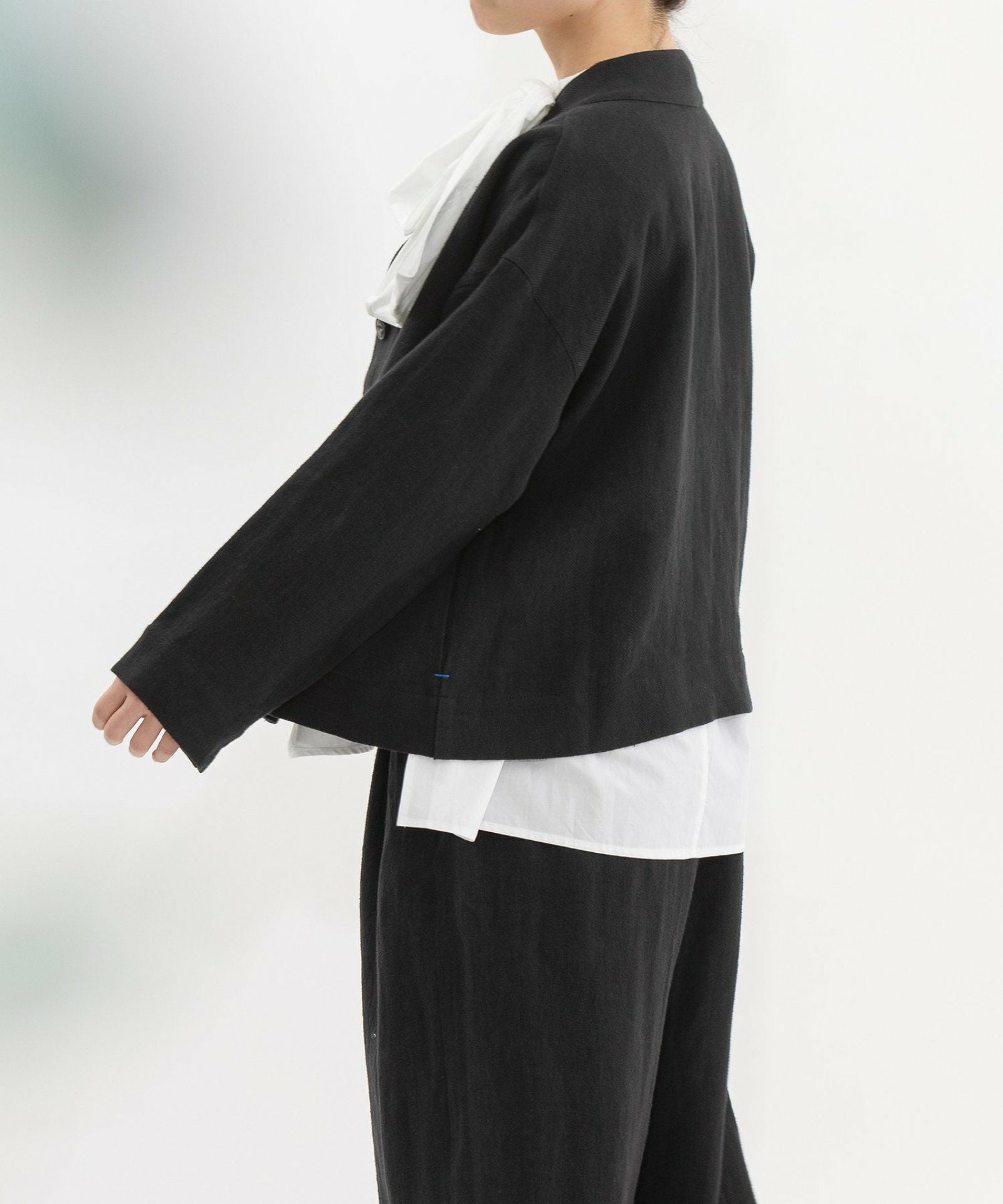 週末セール【美品】リネンクルーネックプルオーバー OFF SPECIAL PRICE】リネンサージボトルネック2wayジャケット | COO ONLINE