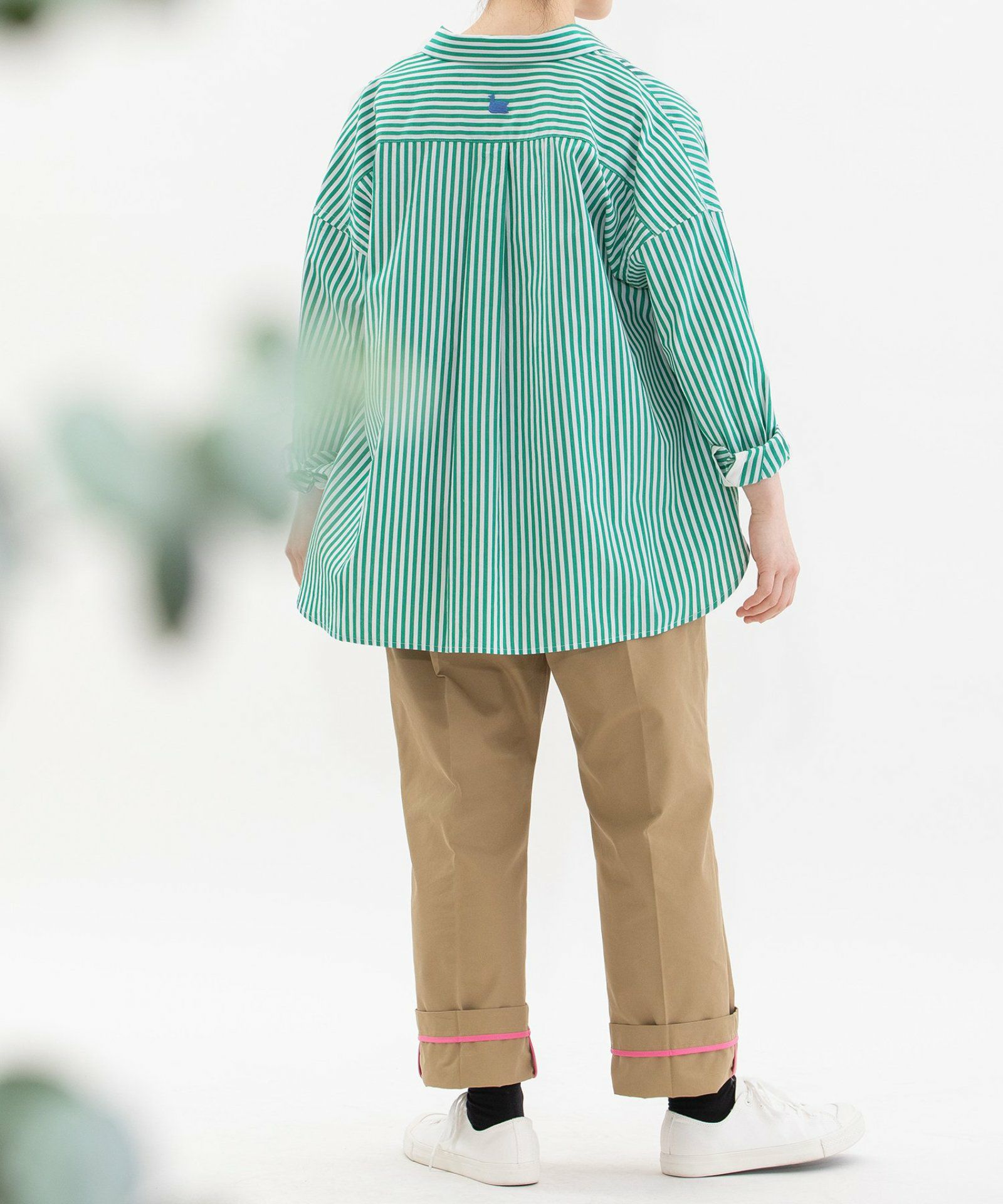 PRE SALE＞ロンドンストライプbackスワン刺繍シャツ | COO ONLINE