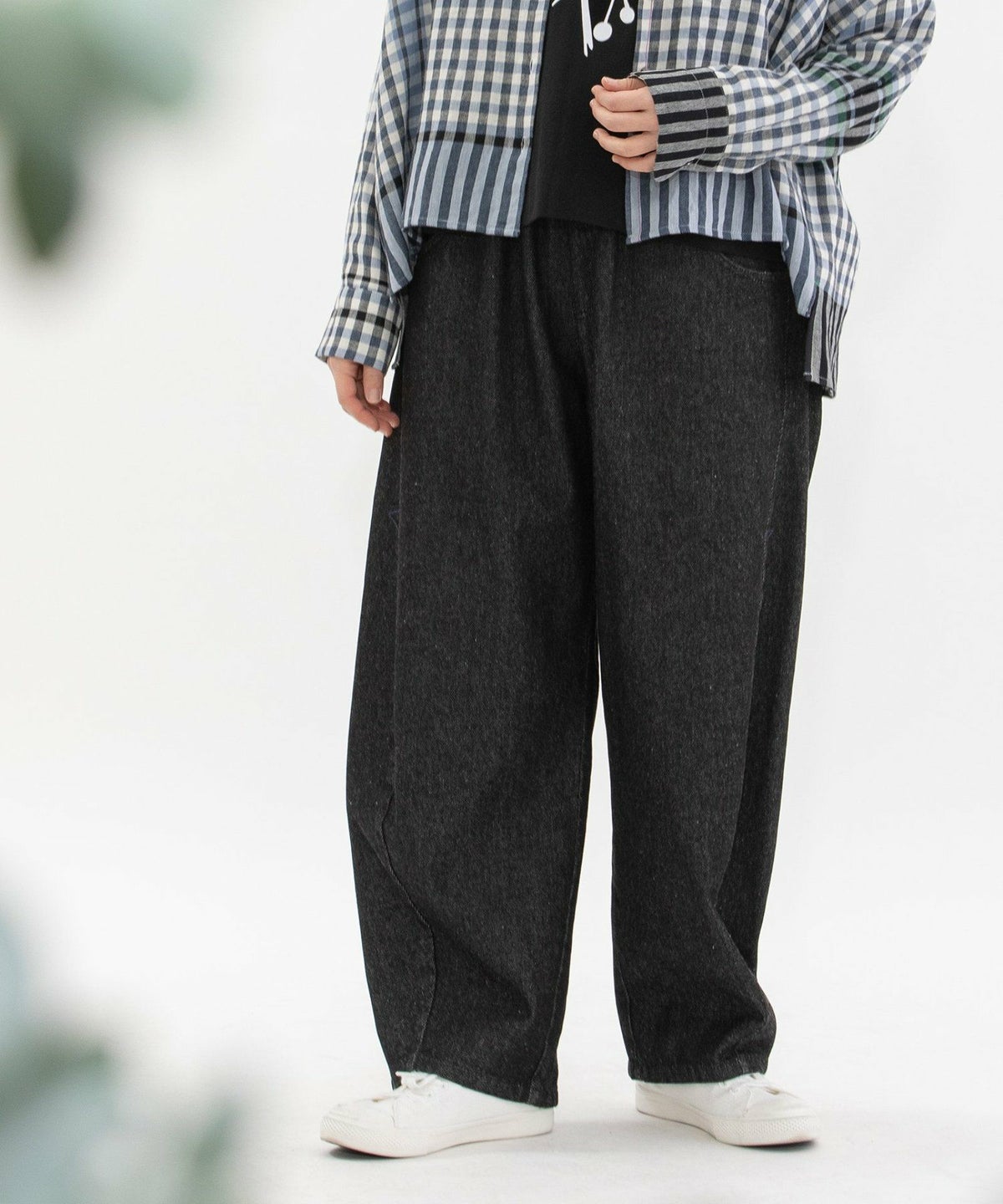 モデル身長：160cm（サイズM）