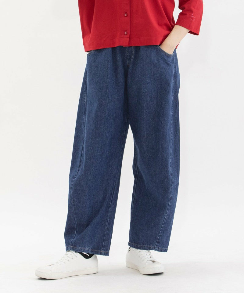 モデル身長：167cm（サイズM）