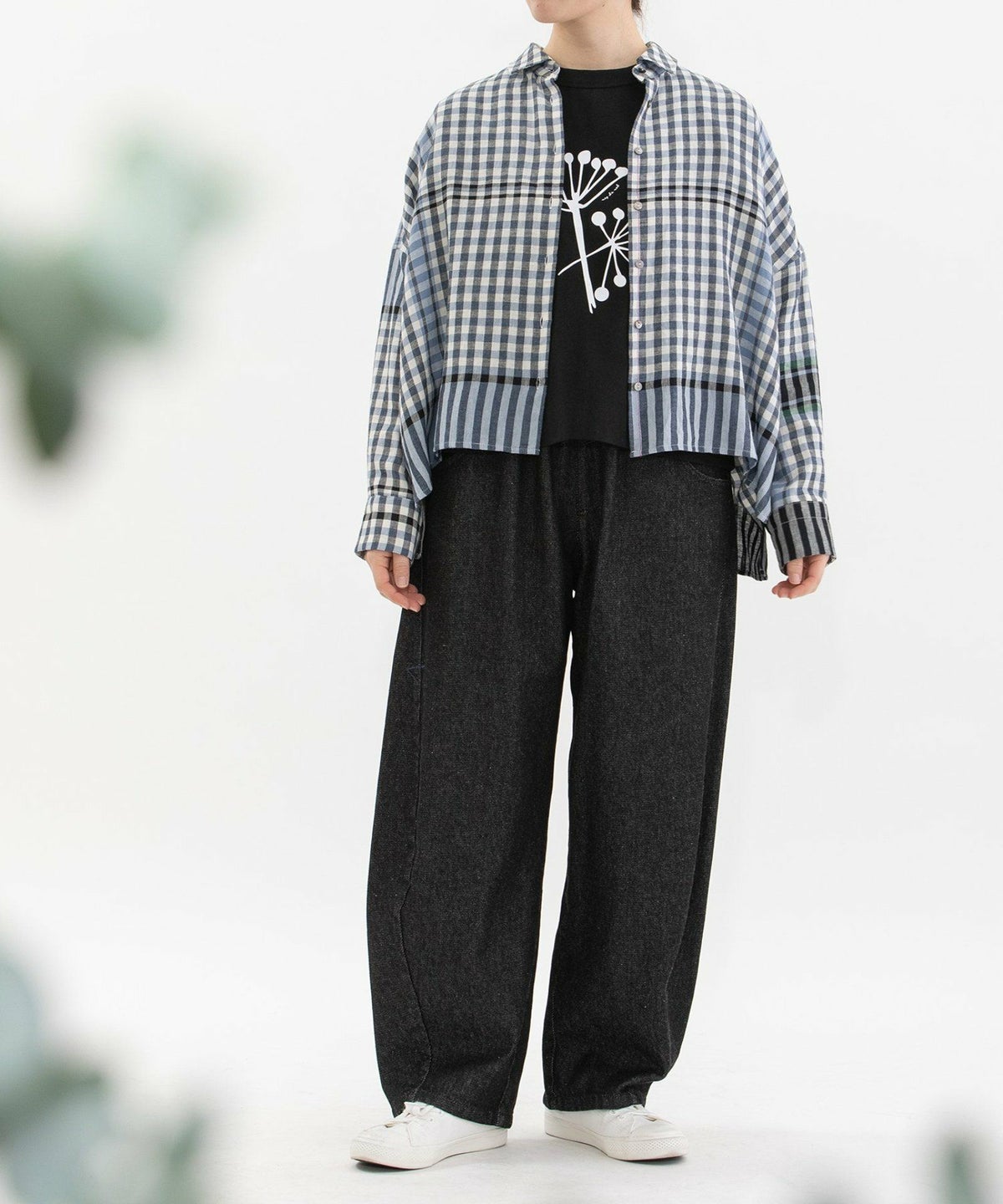 モデル身長：160cm（サイズM）