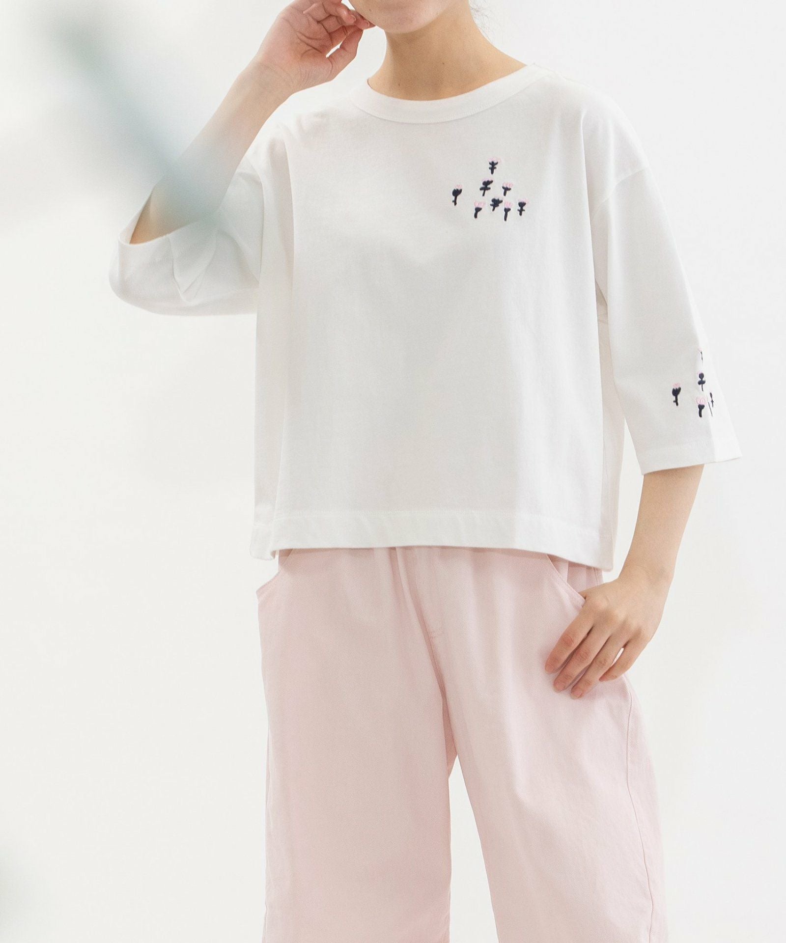 SPECIAL PRICE】USコットンフラワー刺繍5分袖Tシャツ | COO ONLINE