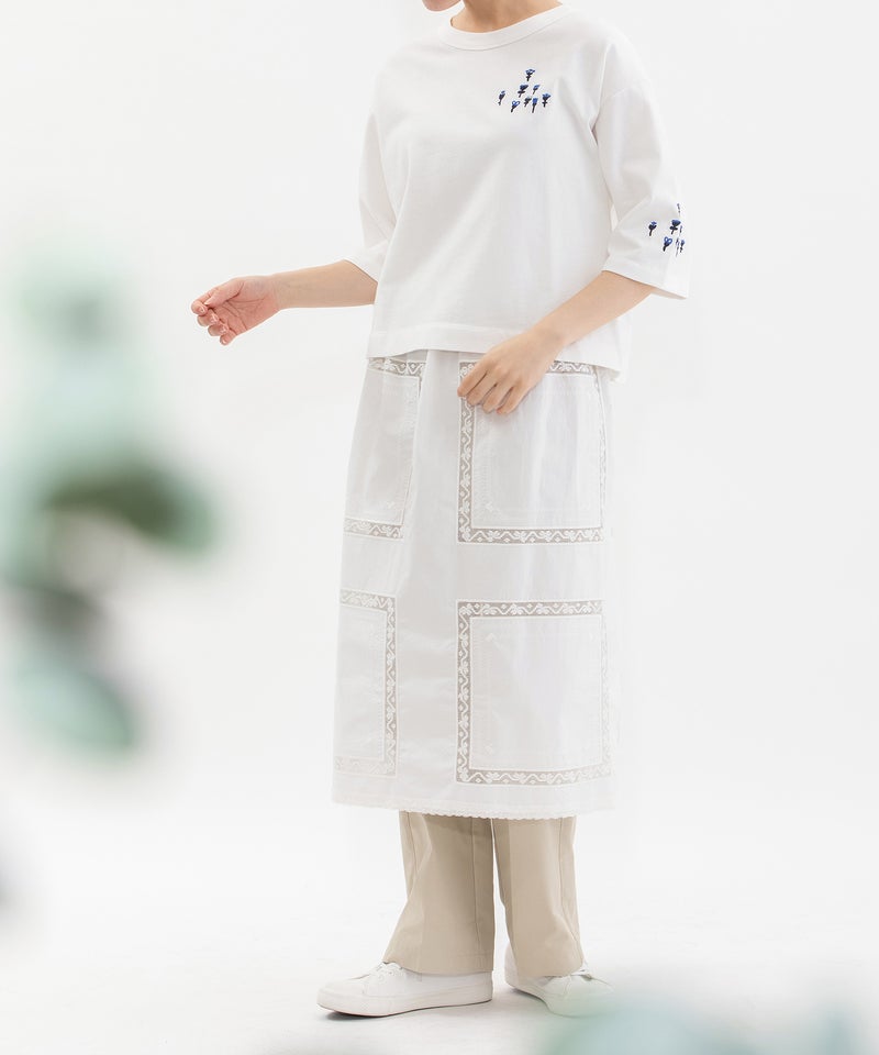 モデル身長：167cm(オフホワイト×ブルー)