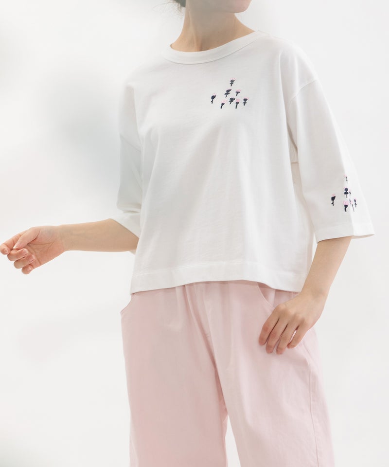 モデル身長：167cm(オフホワイト×ピンク)