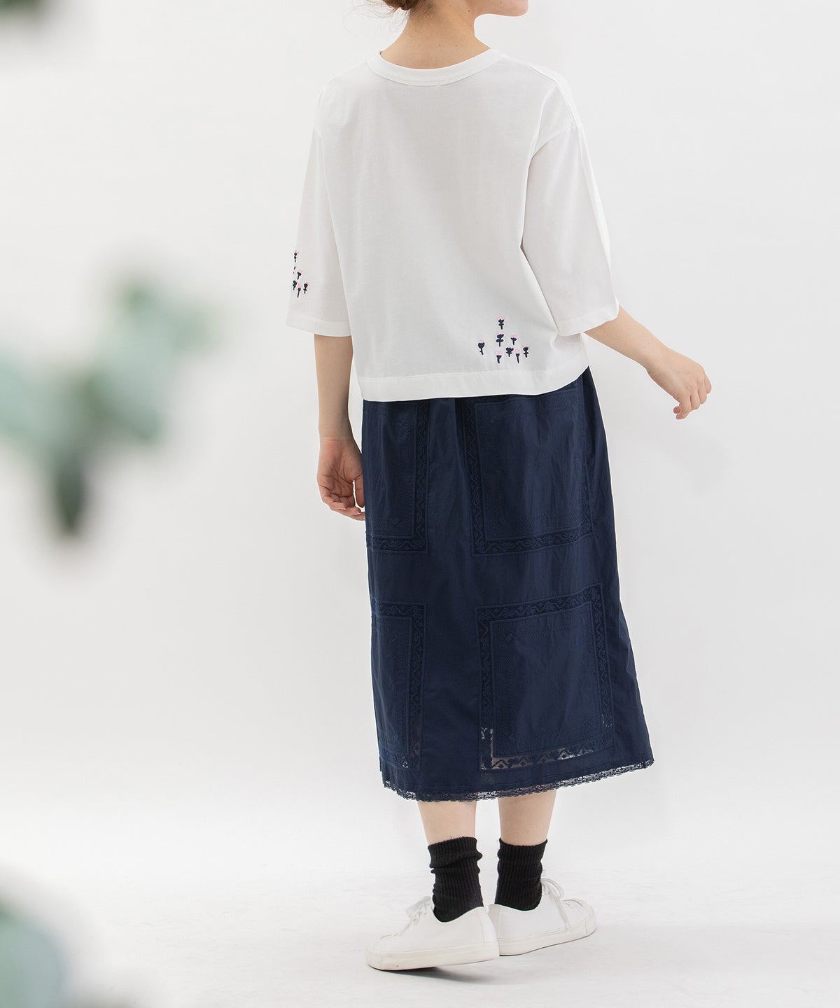 モデル身長：167cm(オフホワイト×ピンク)