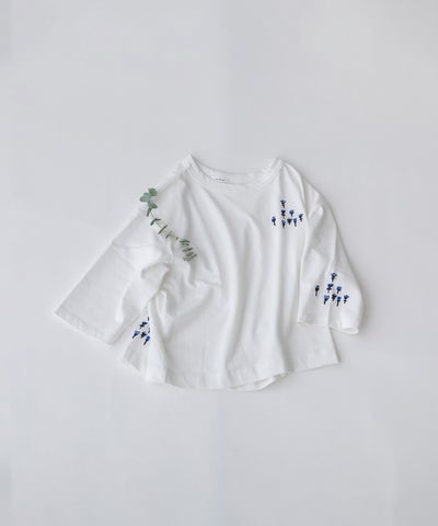 オフホワイト×ブルー