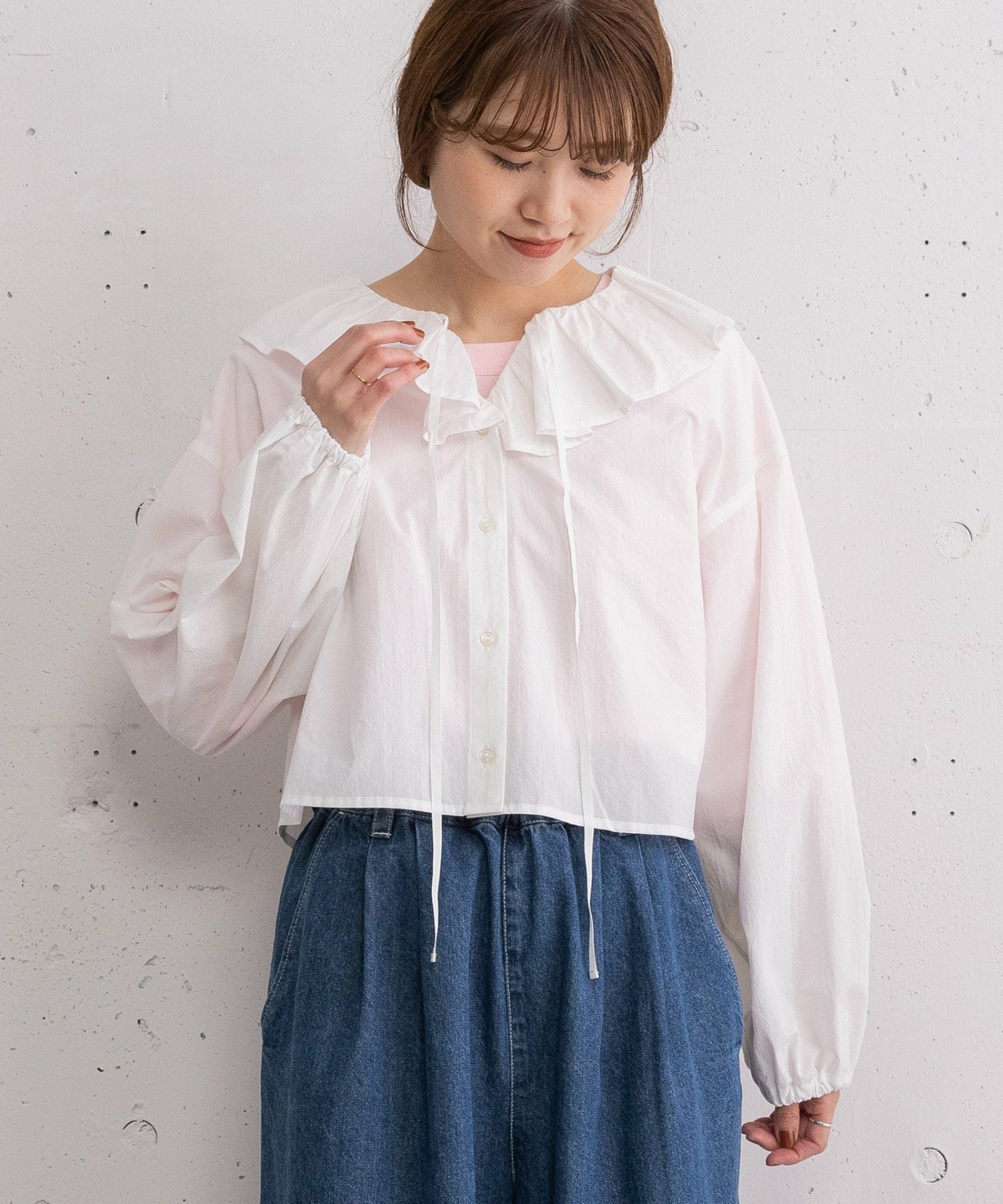 SPECIAL PRICE】ラッフルカラークロップドブラウス | COO ONLINE