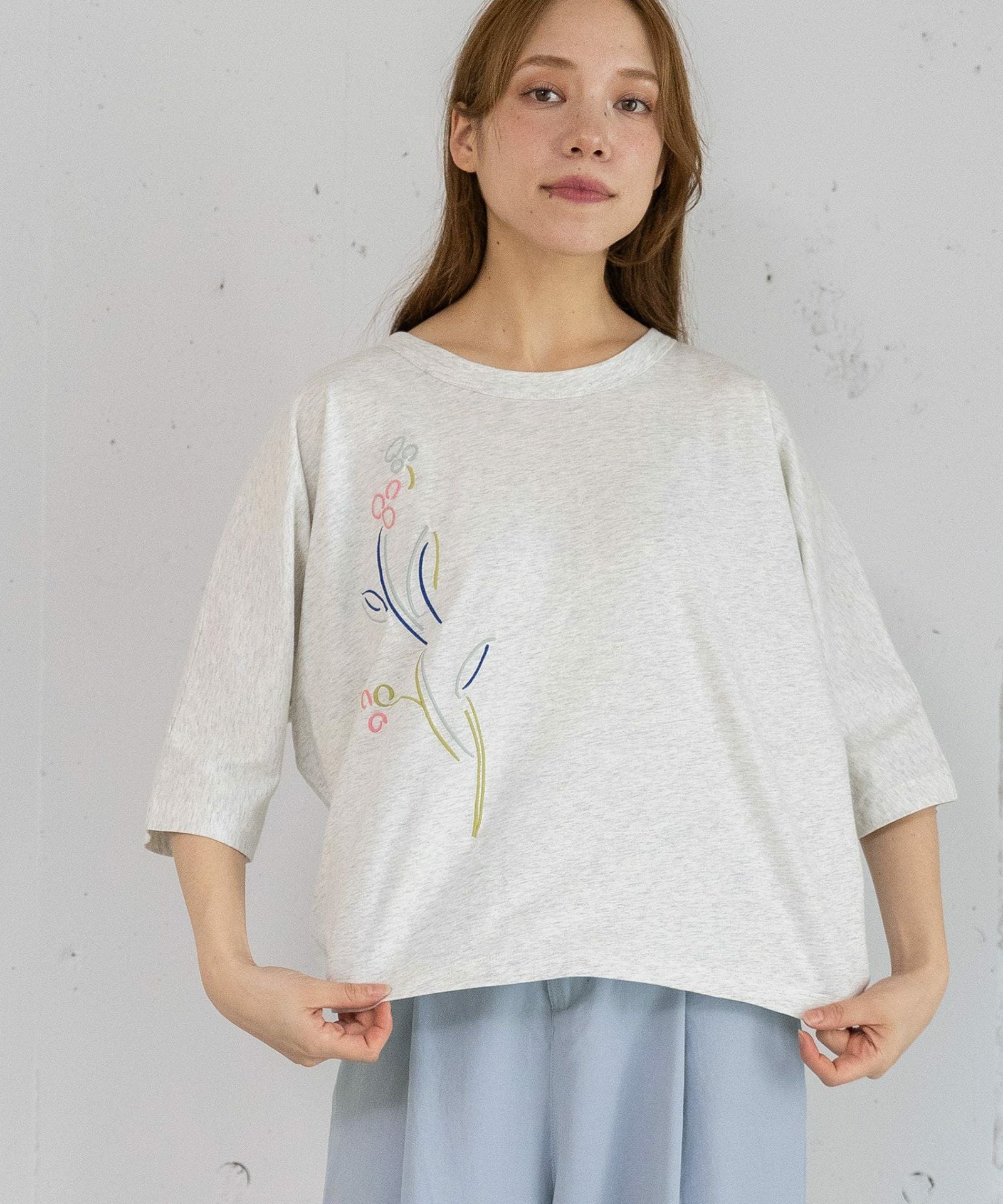 ダンシングフラワー刺繍ドルマントップス | COO ONLINE