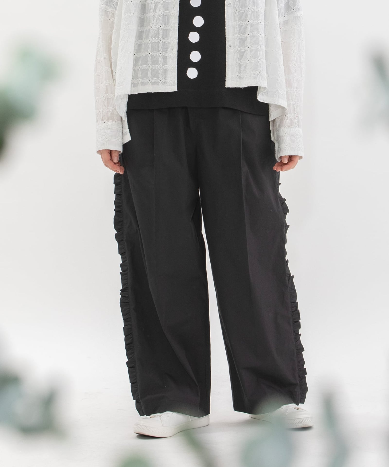 サイドフリルタックワイドパンツ | COO ONLINE