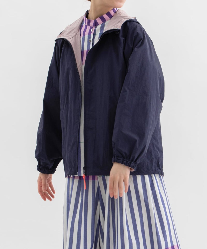 モデル身長：160cm（ネイビー：オモテ面）