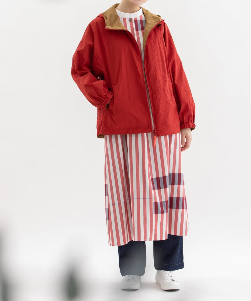 モデル身長：167cm（レッド：オモテ面）