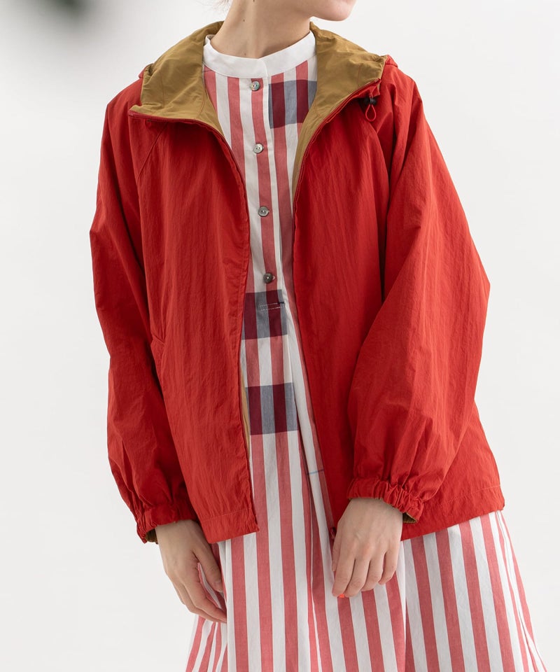 モデル身長：167cm（レッド：オモテ面）