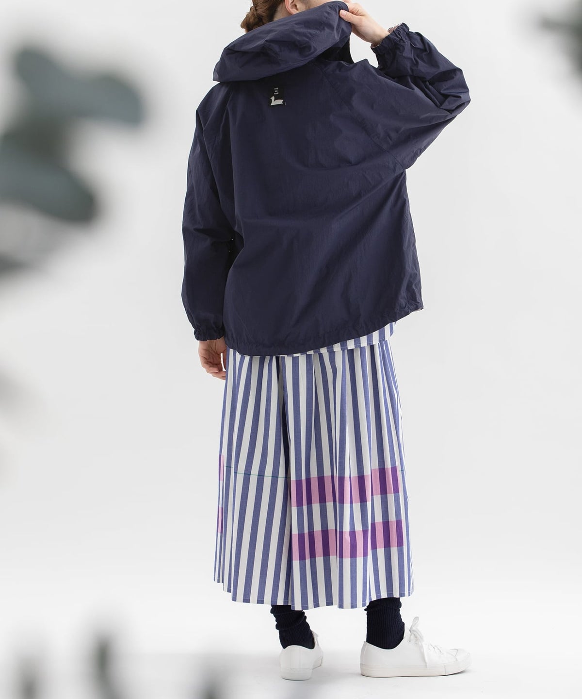 モデル身長：160cm（ネイビー：オモテ面）