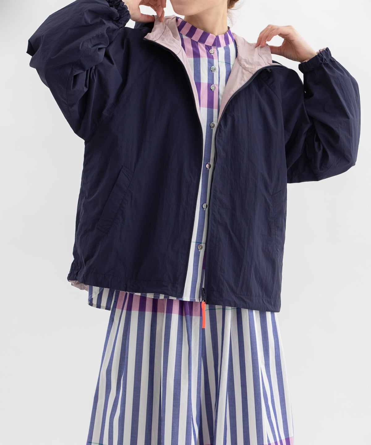 モデル身長：160cm（ネイビー：オモテ面）