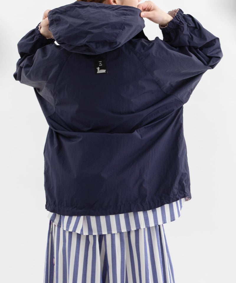 モデル身長：160cm（ネイビー：オモテ面）