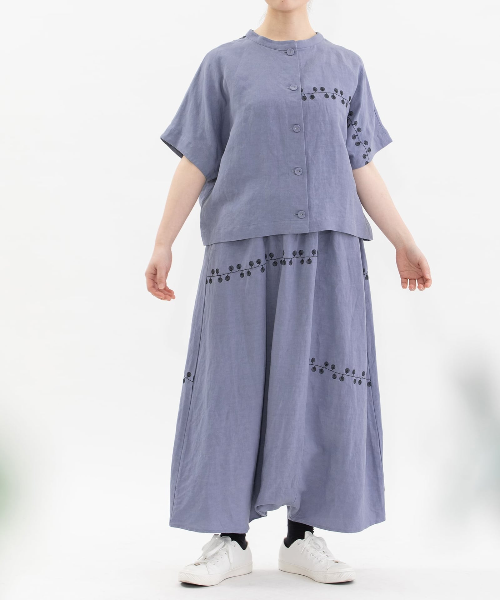 SUMMER SALE】リネンレーヨンライン刺繍サルエルパンツ | COO ONLINE