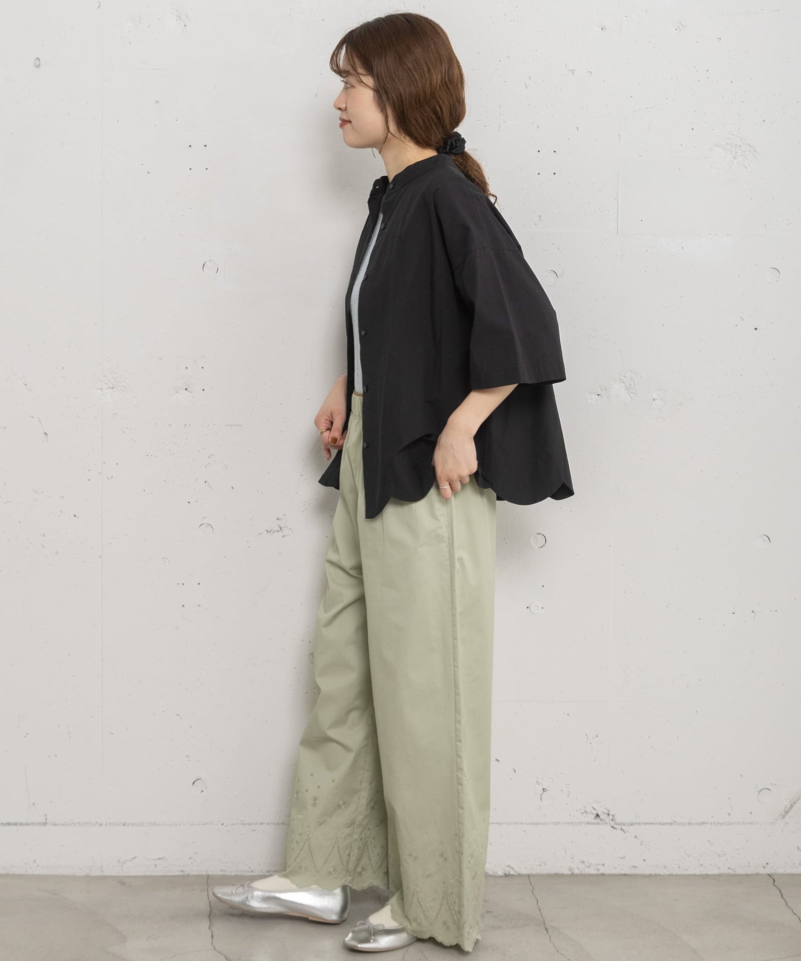SUMMER SALE】裾スカラップバード刺繍パンツ | COO ONLINE