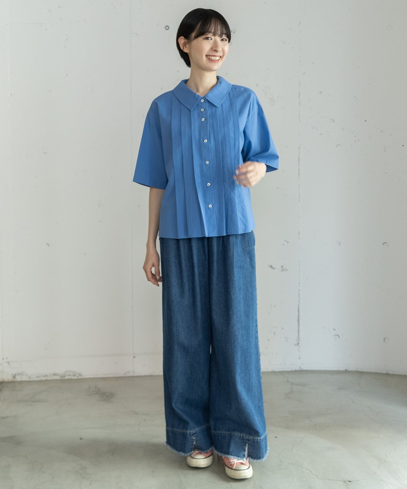 SUMMER SALE】フラットカラー半袖タックブラウス | COO ONLINE
