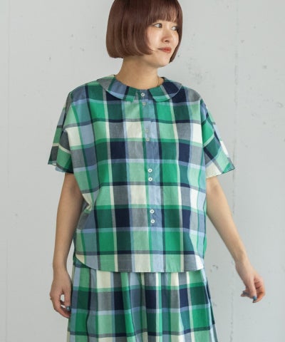 ブルー