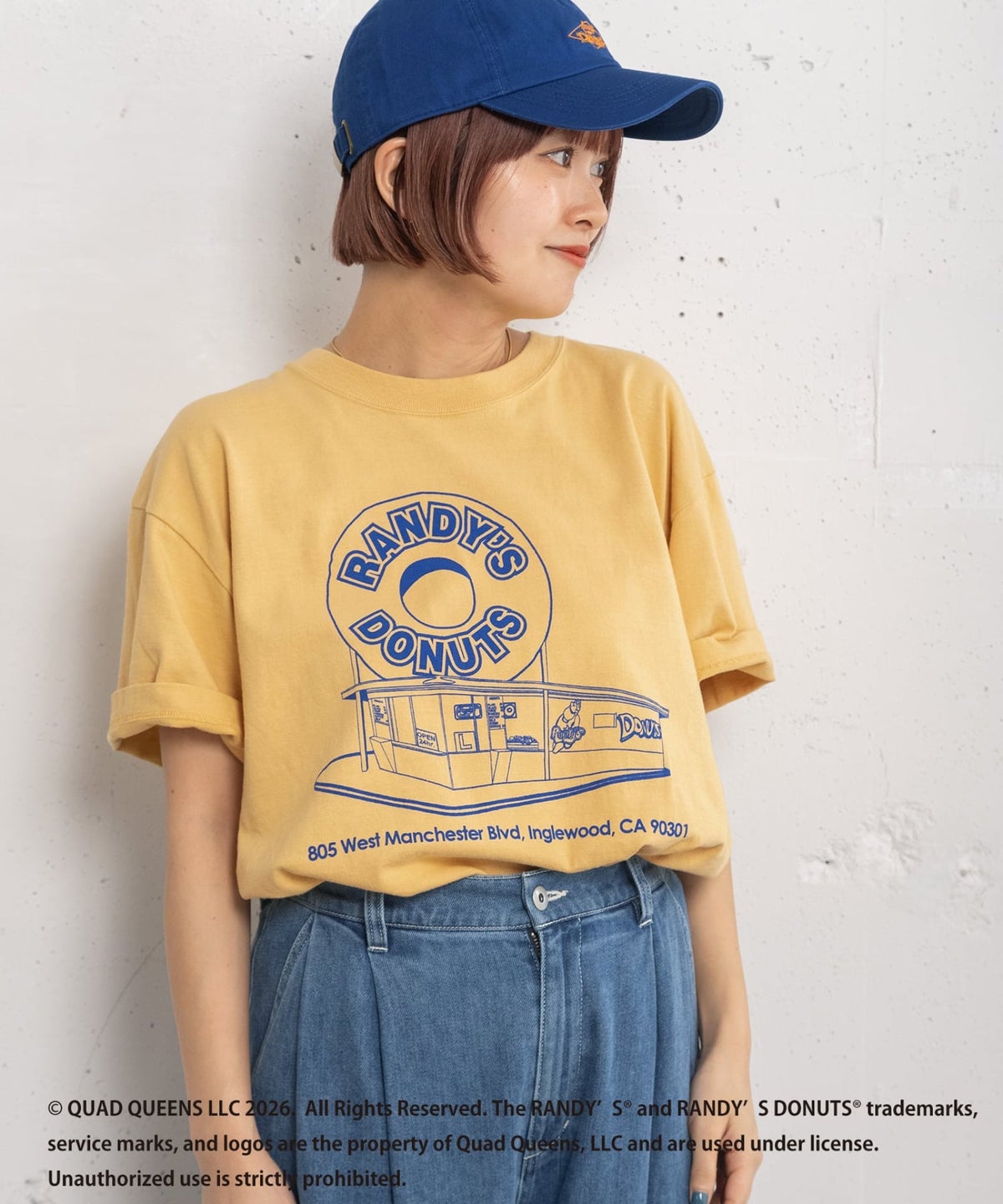 イエロー