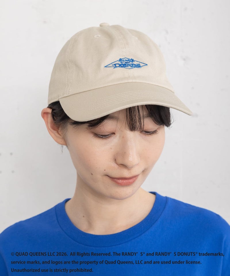 オフホワイト