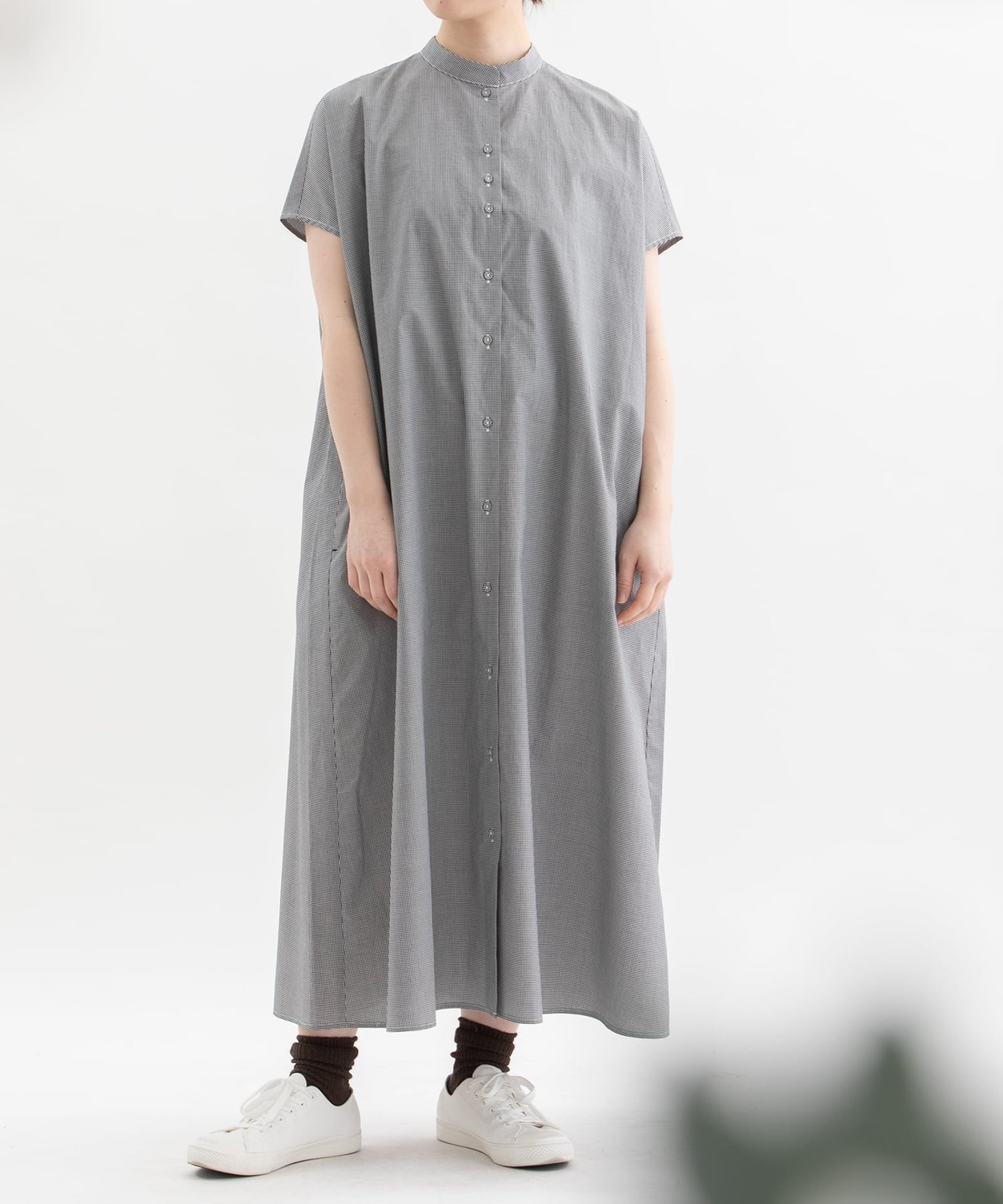 MORE PRICE DOWN】Cornetスタンドカラーフレンチスリーブワンピース