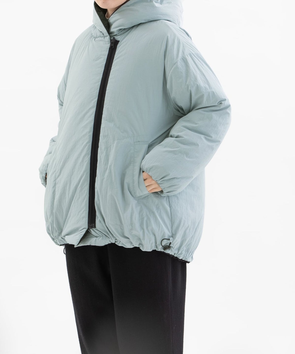 モデル身長：160cm（ブラック：ウラ面）