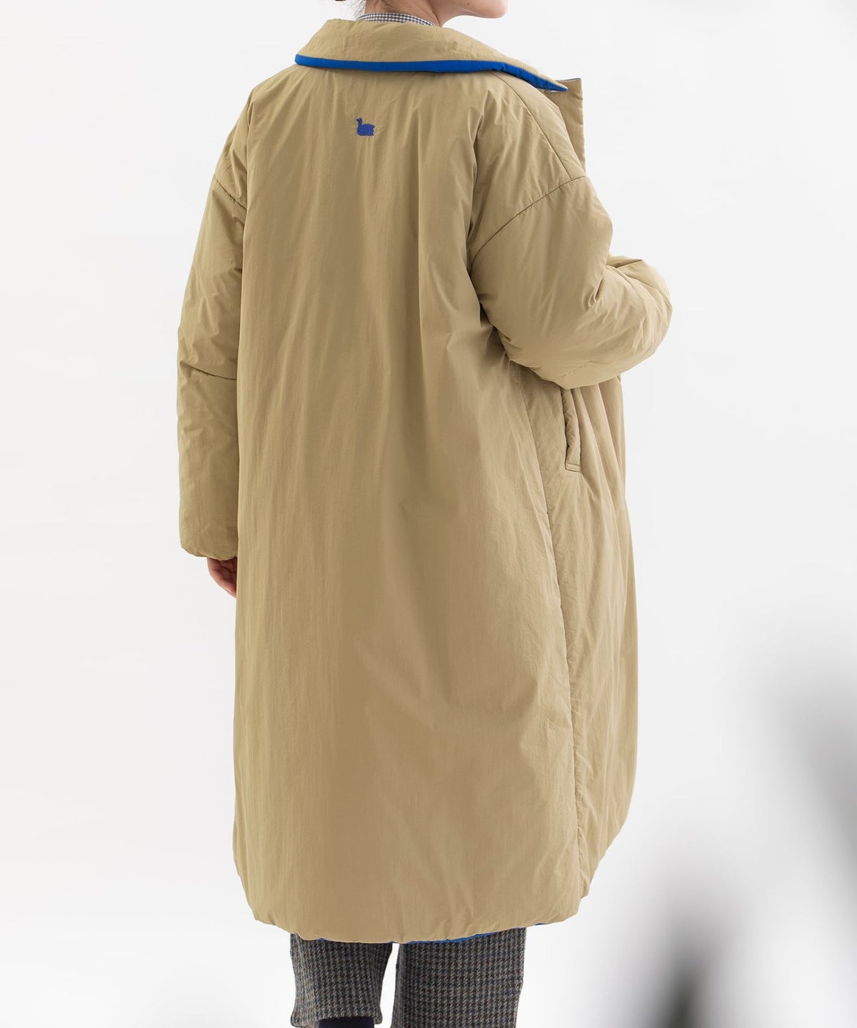 モデル身長：167cm（ベージュ：オモテ面）